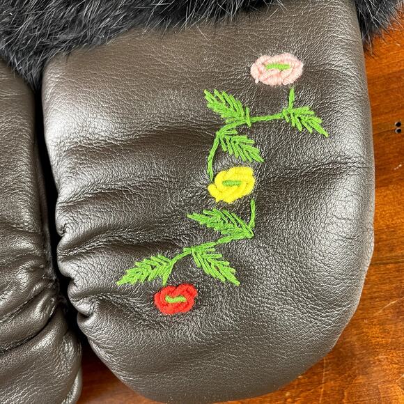 Handmade Black Leather Mittens Fur Trim Hand Embroidered Mitts S - Picture 5 of 7